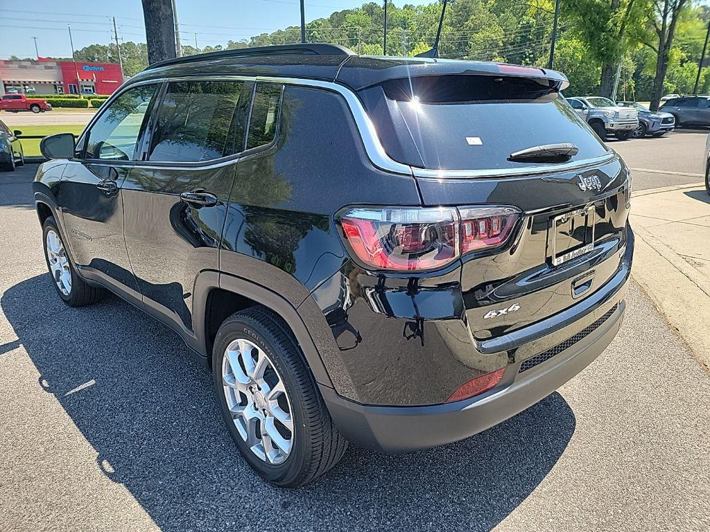 used 2023 Jeep Compass car, priced at $25,995
