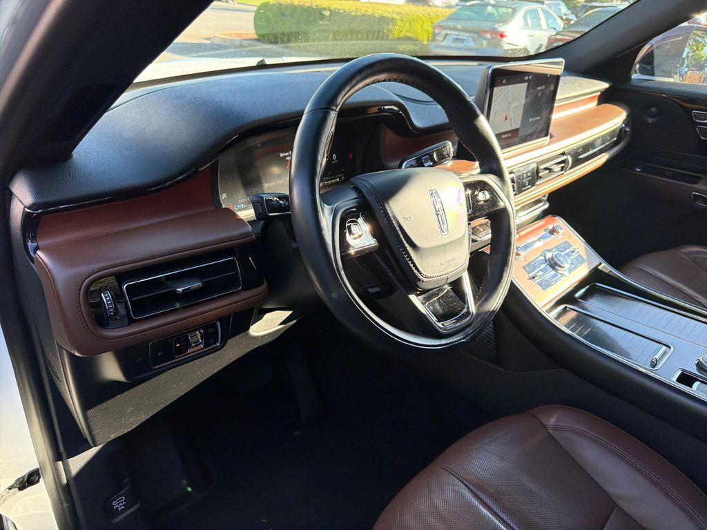 used 2021 Lincoln Aviator car, priced at $36,371