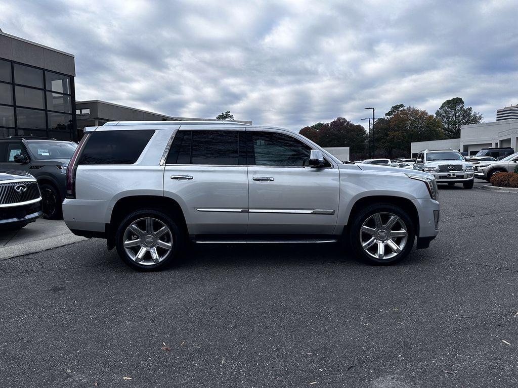 used 2020 Cadillac Escalade car, priced at $32,161