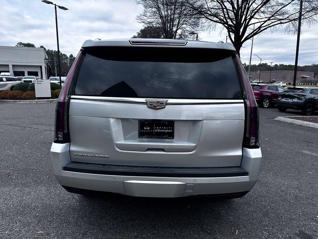 used 2020 Cadillac Escalade car, priced at $32,161
