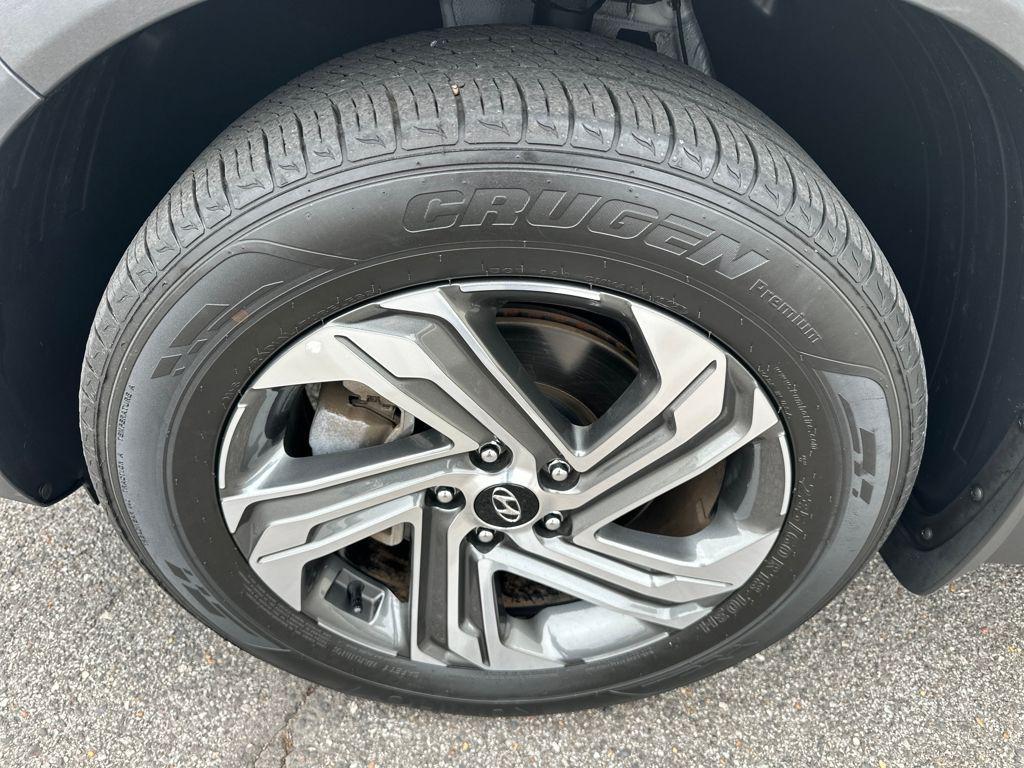 used 2023 Hyundai Santa Fe car, priced at $25,665