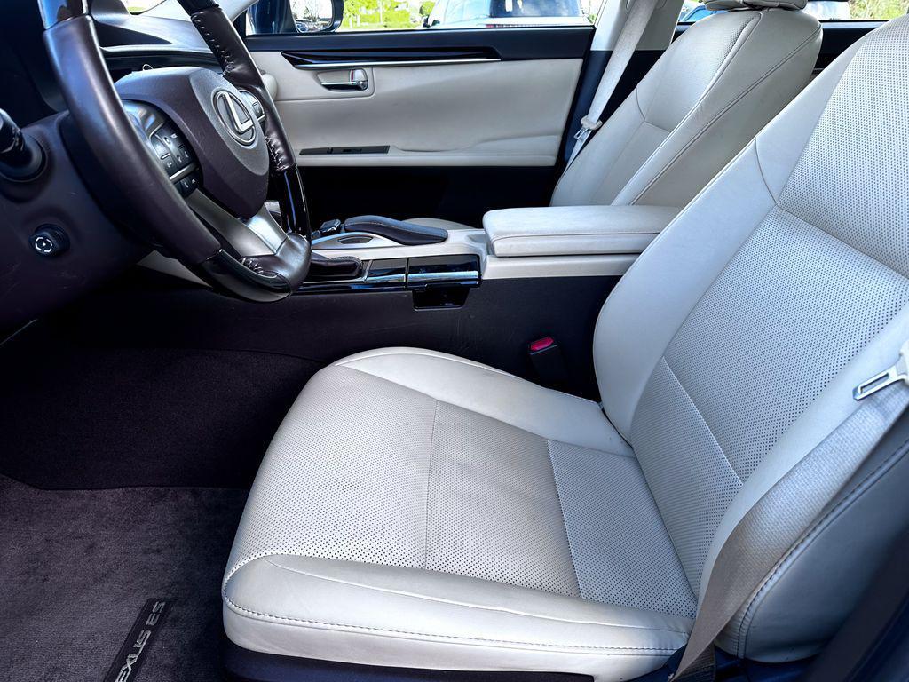 used 2018 Lexus ES 350 car, priced at $24,910
