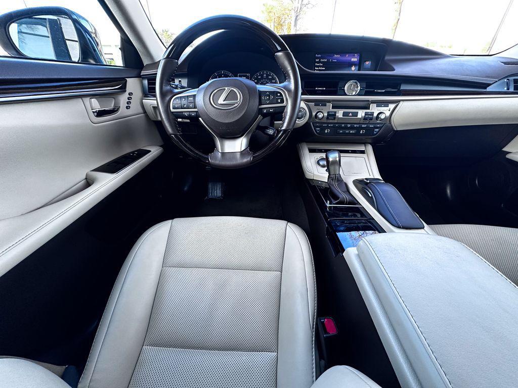 used 2018 Lexus ES 350 car, priced at $24,910