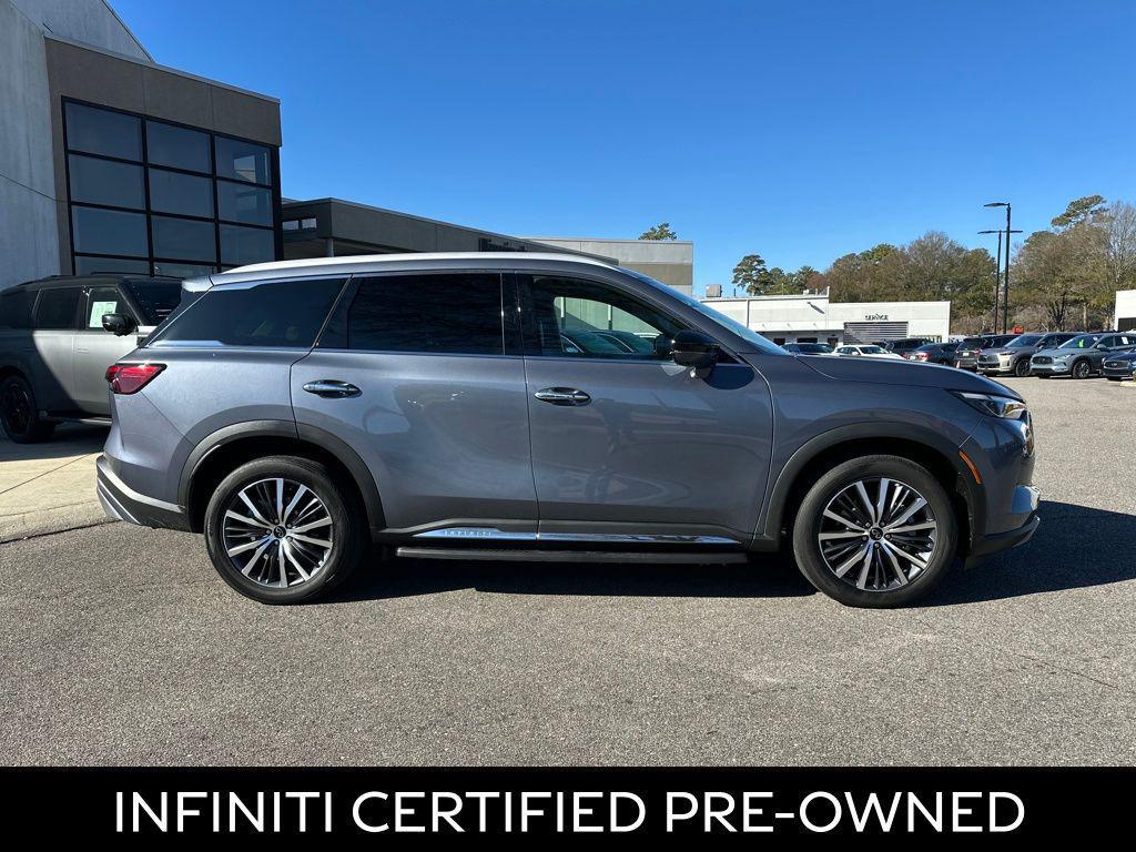used 2025 INFINITI QX60 car, priced at $47,290