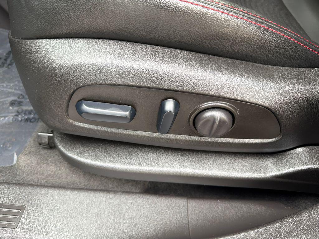 used 2023 Chevrolet Equinox car, priced at $24,630
