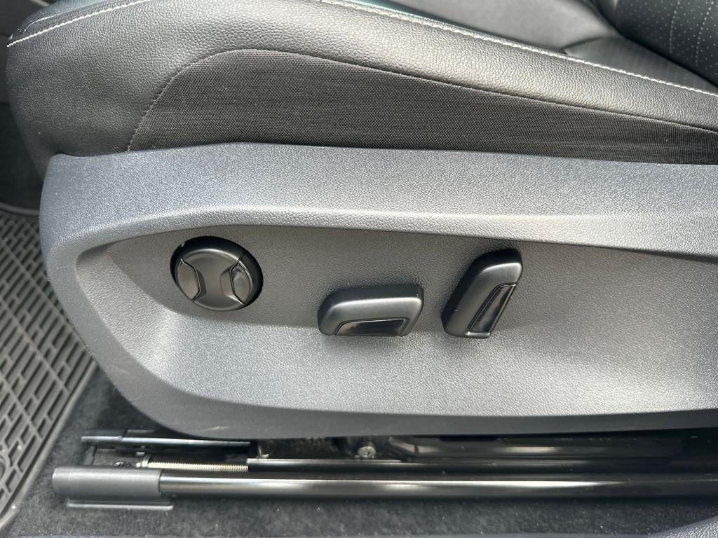 used 2022 Volkswagen Tiguan car, priced at $23,175