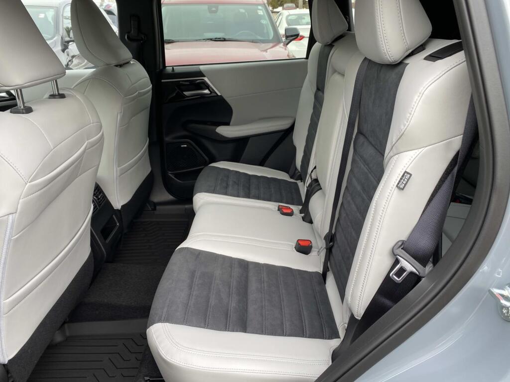 new 2026 Mitsubishi Outlander car, priced at $37,620