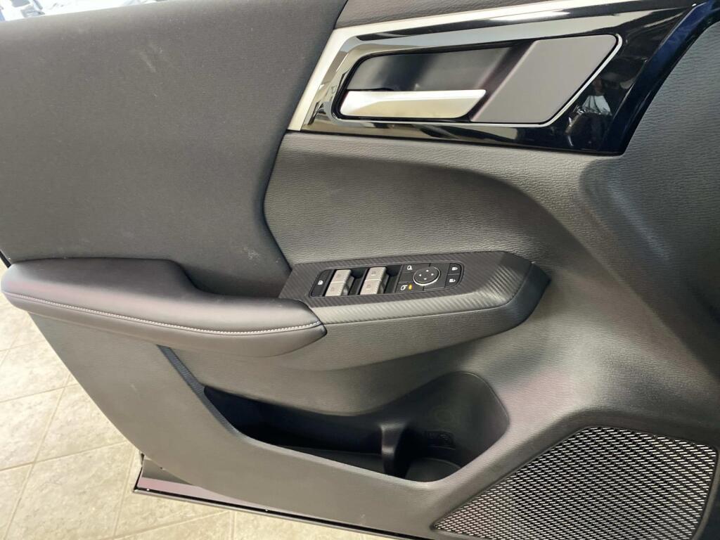 new 2025 Mitsubishi Outlander PHEV car, priced at $42,480