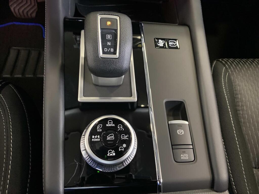 new 2025 Mitsubishi Outlander PHEV car, priced at $42,480