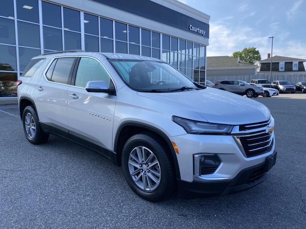used 2022 Chevrolet Traverse car, priced at $21,999