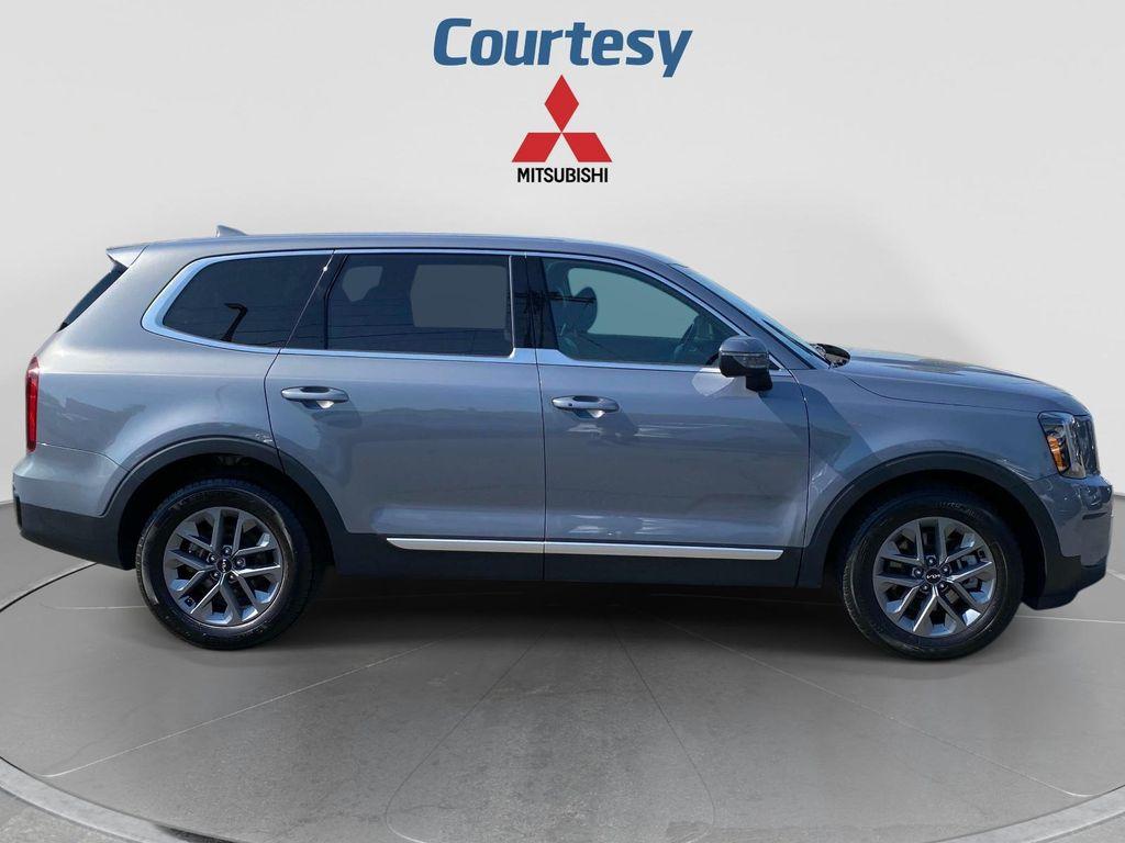 used 2024 Kia Telluride car, priced at $31,897