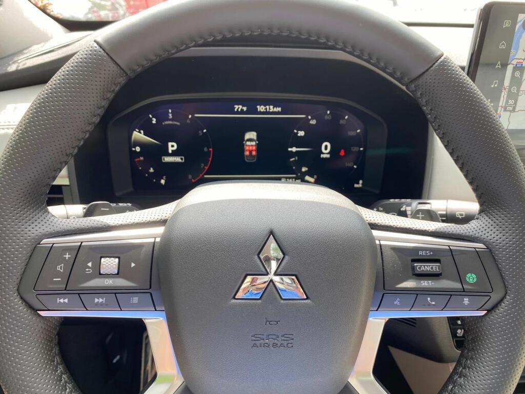 new 2025 Mitsubishi Outlander car, priced at $45,155