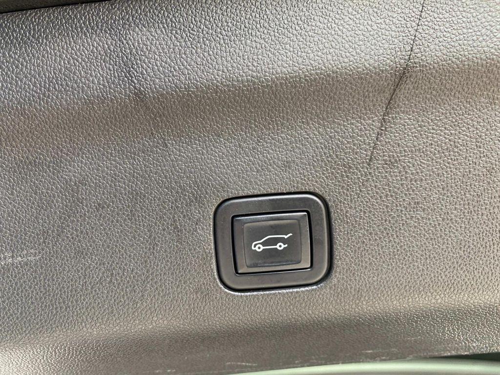 used 2022 Chevrolet Tahoe car, priced at $47,980