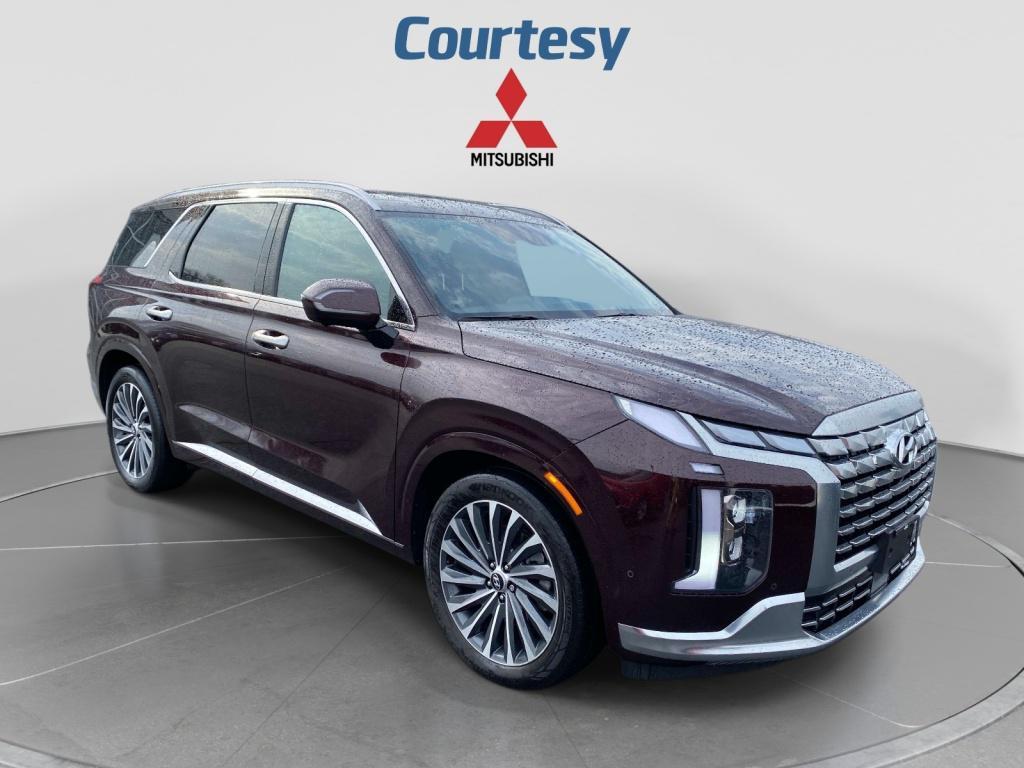 used 2024 Hyundai Palisade car, priced at $32,053
