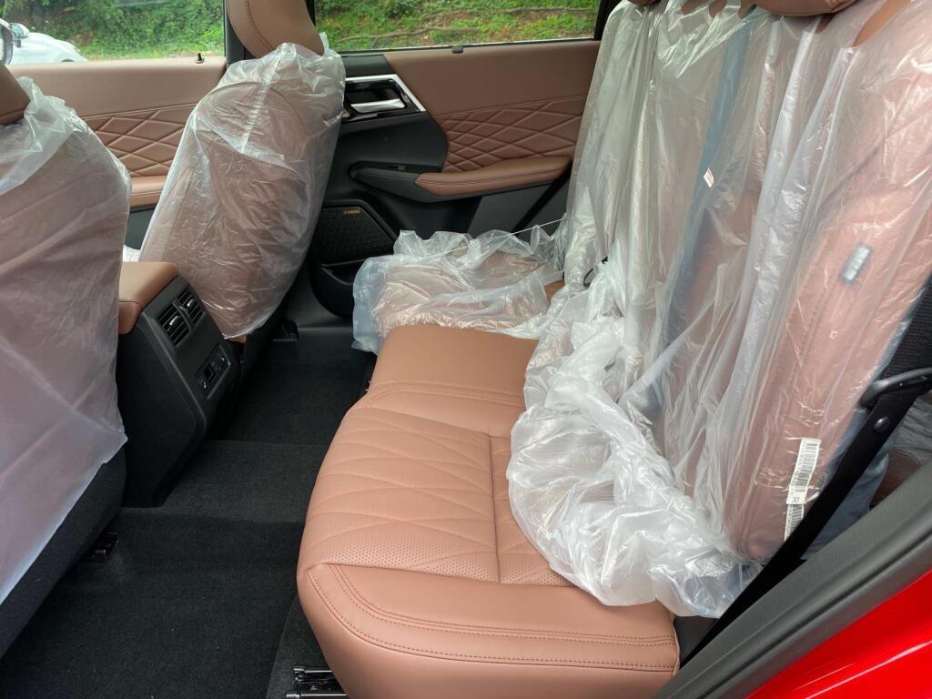 new 2025 Mitsubishi Outlander car, priced at $46,130