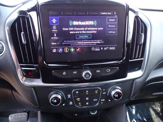 used 2022 Chevrolet Traverse car, priced at $28,599