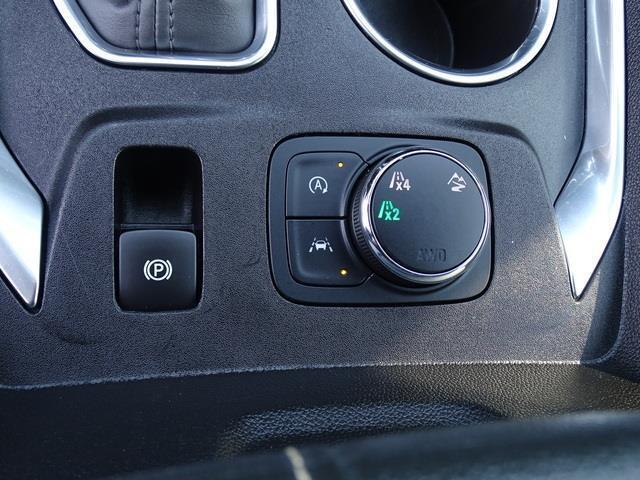 used 2022 Chevrolet Traverse car, priced at $28,599