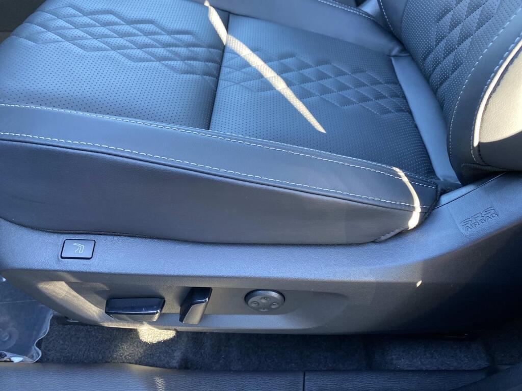 new 2025 Mitsubishi Outlander PHEV car, priced at $51,910