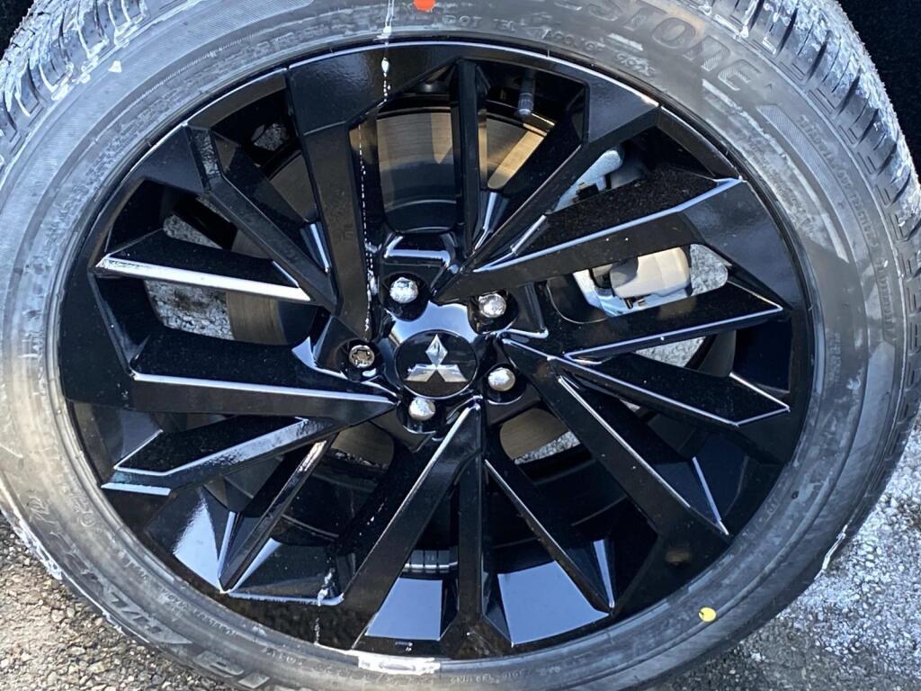 new 2025 Mitsubishi Outlander PHEV car, priced at $51,910