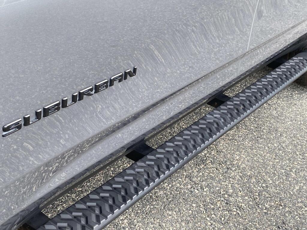 used 2021 Chevrolet Suburban car, priced at $36,999