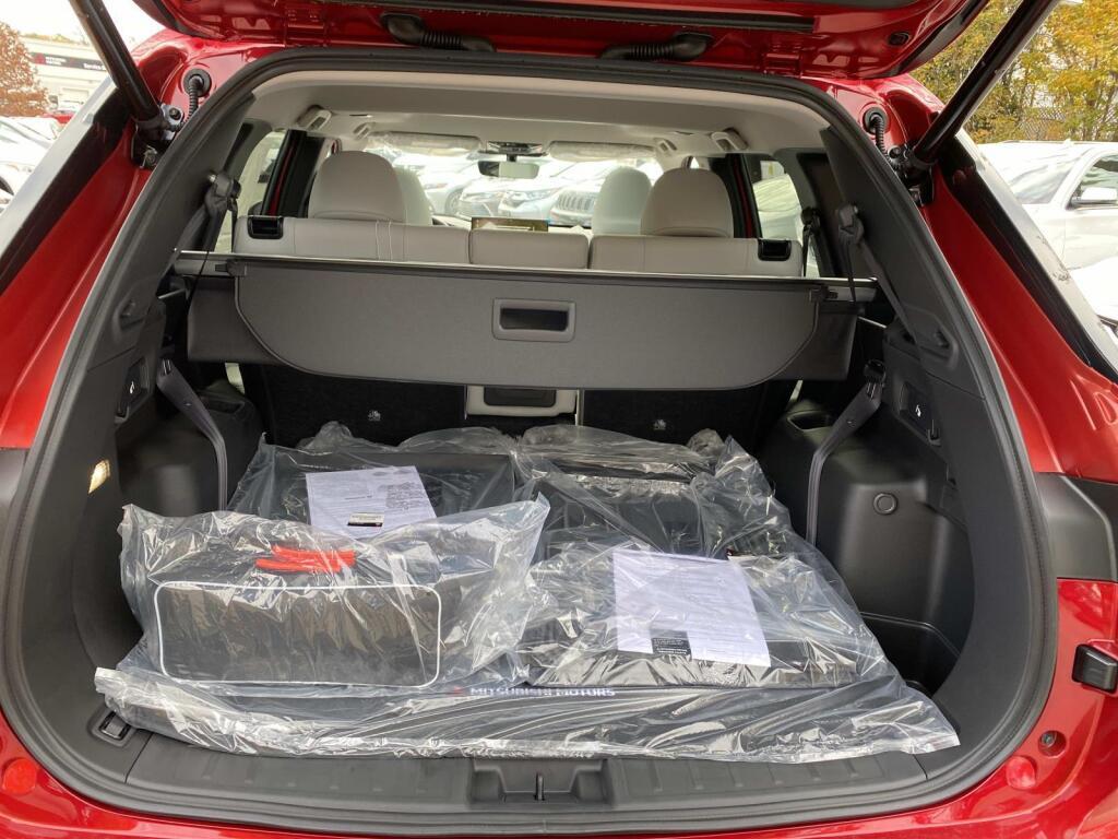 new 2025 Mitsubishi Outlander car, priced at $41,815