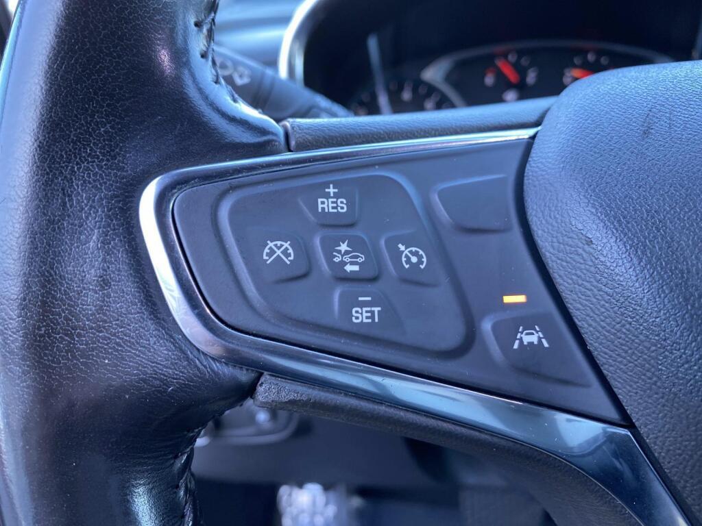 used 2021 Chevrolet Equinox car, priced at $19,998