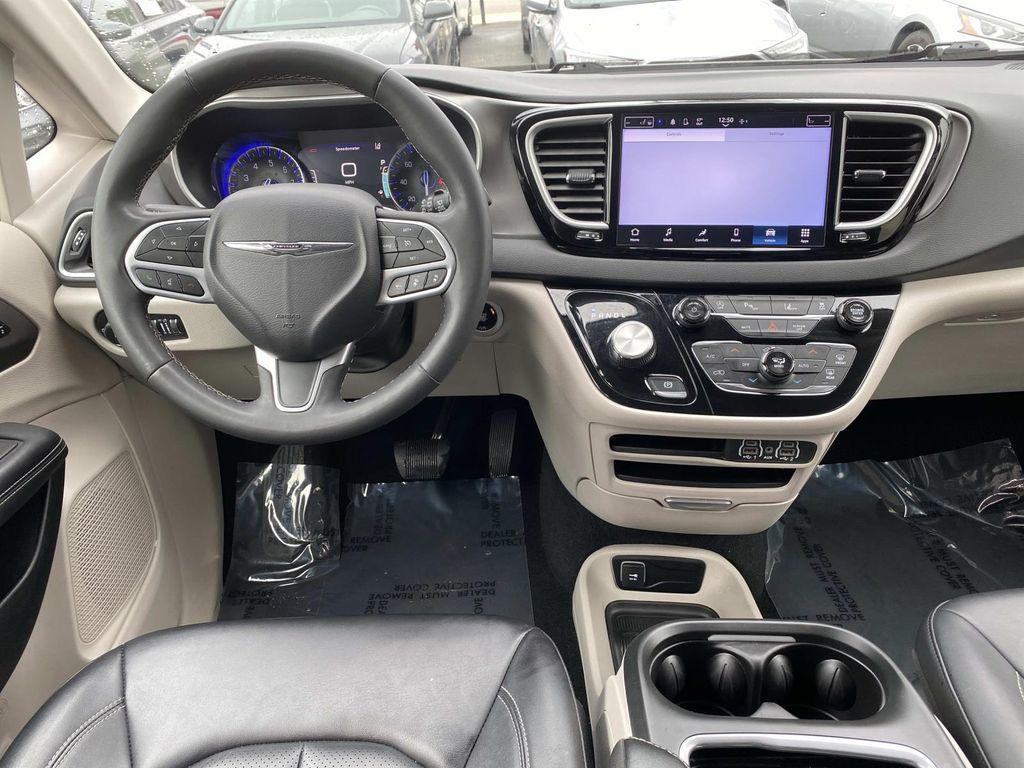 used 2024 Chrysler Pacifica car, priced at $25,181