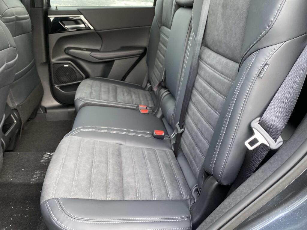 new 2026 Mitsubishi Outlander car, priced at $39,115