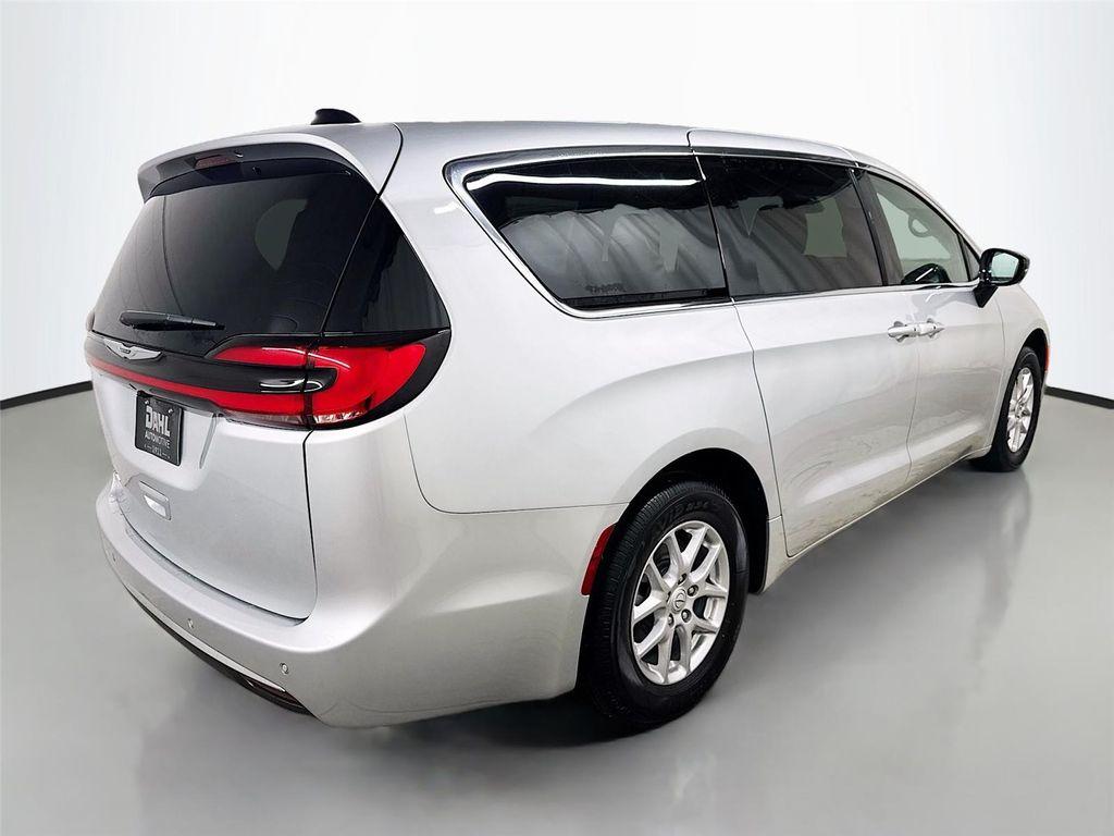 new 2026 Chrysler Pacifica car, priced at $41,336