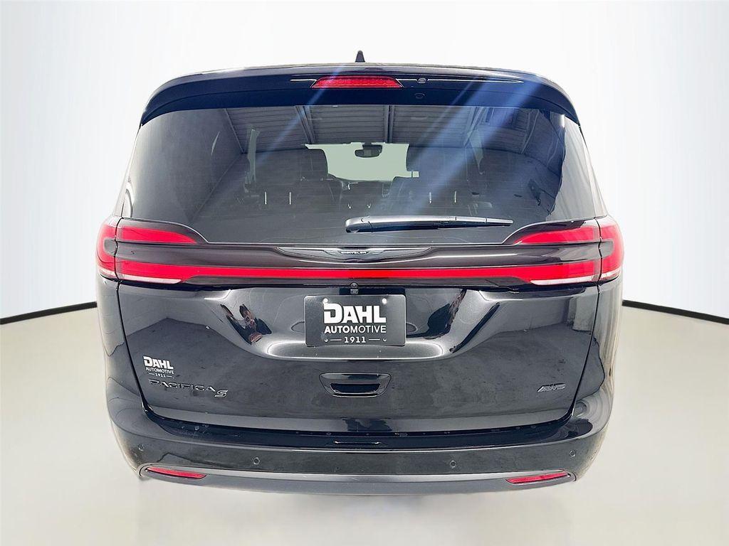 new 2026 Chrysler Pacifica car, priced at $44,408