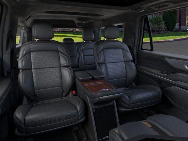 new 2025 Lincoln Navigator L car, priced at $116,258