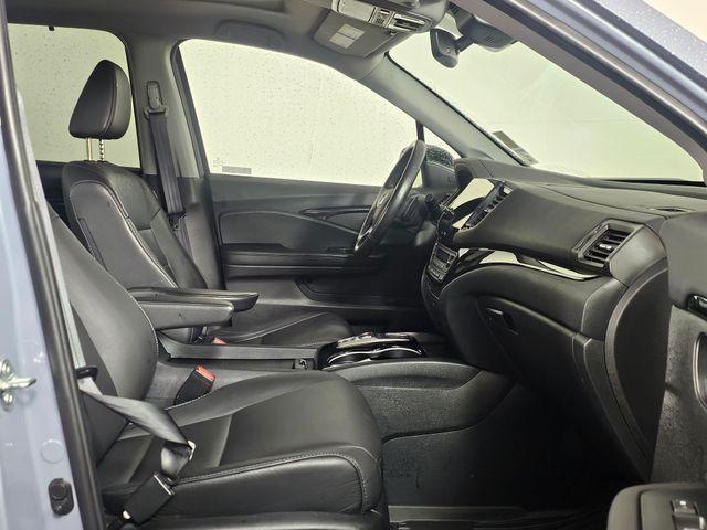 used 2022 Honda Pilot car, priced at $31,588