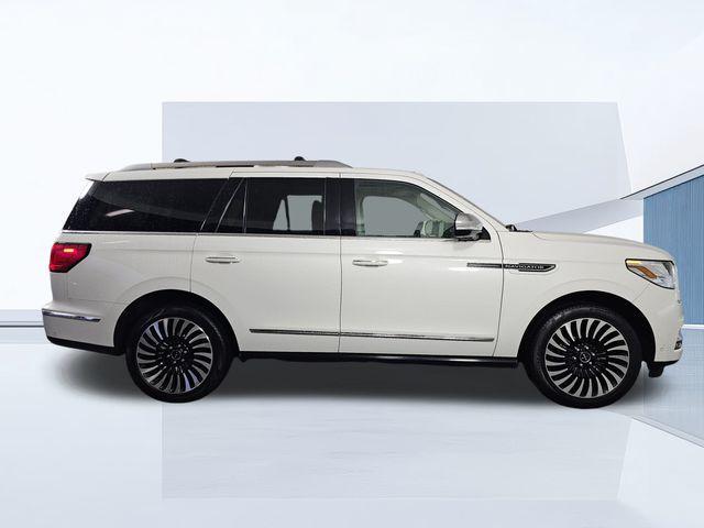 used 2020 Lincoln Navigator car, priced at $45,285