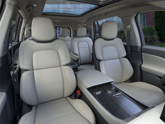 new 2025 Lincoln Aviator car, priced at $74,016