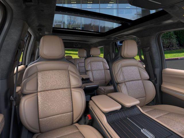 new 2025 Lincoln Navigator car, priced at $117,340