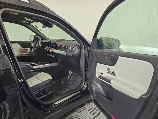 used 2022 Mercedes-Benz GLB 250 car, priced at $29,206