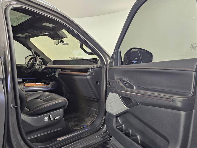 new 2025 Lincoln Navigator L car, priced at $130,813