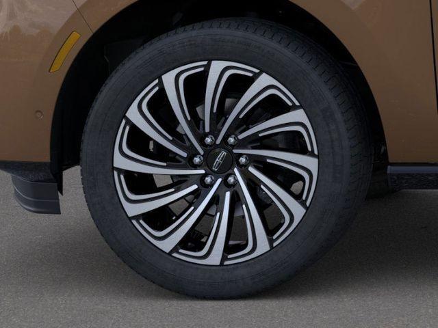 new 2025 Lincoln Navigator L car, priced at $123,590