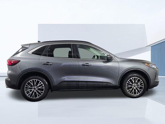 used 2024 Ford Escape car, priced at $28,990