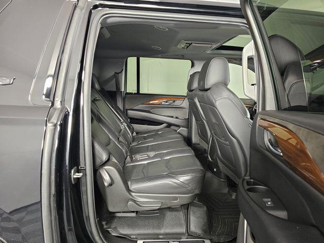 used 2019 Cadillac Escalade ESV car, priced at $32,873