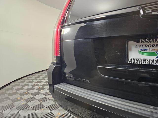 used 2019 Cadillac Escalade ESV car, priced at $32,873