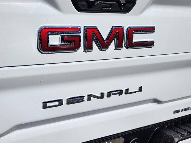 new 2026 GMC Sierra 2500 car, priced at $75,715