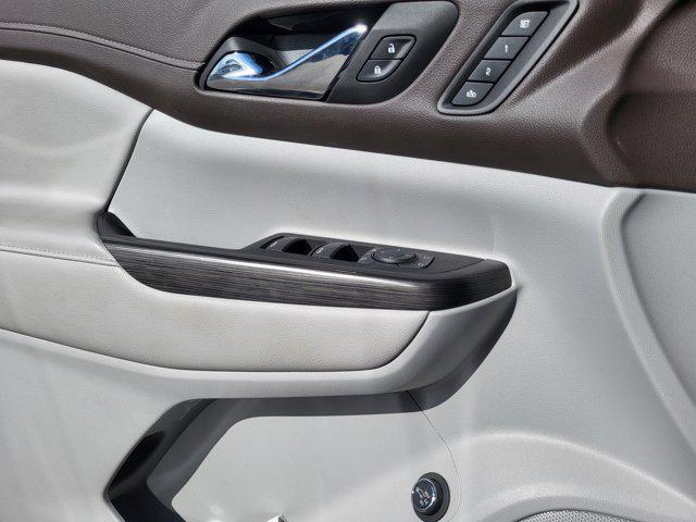 used 2023 GMC Acadia car, priced at $33,273