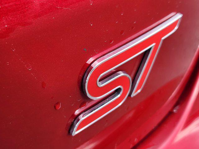 used 2021 Ford Edge car, priced at $22,398