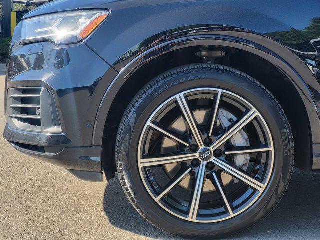 used 2020 Audi Q7 car, priced at $23,937