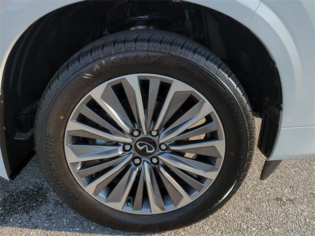 new 2026 INFINITI QX80 car, priced at $98,480