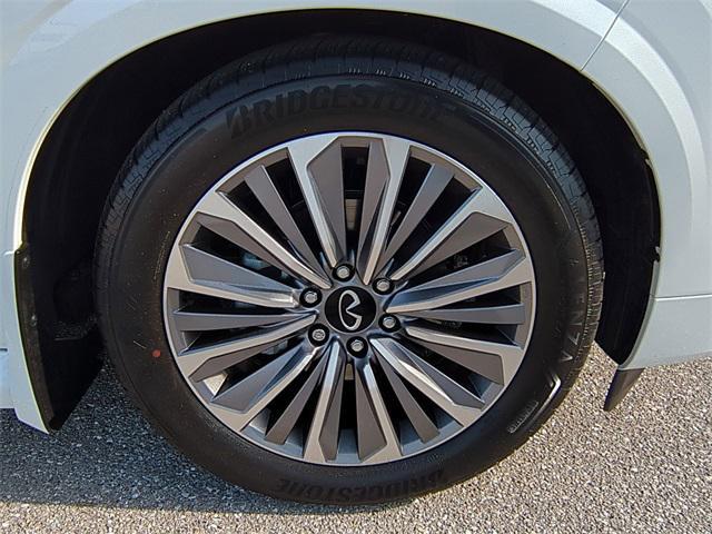 new 2026 INFINITI QX80 car, priced at $98,480