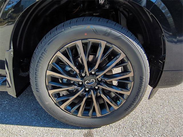 new 2026 INFINITI QX80 car, priced at $115,655