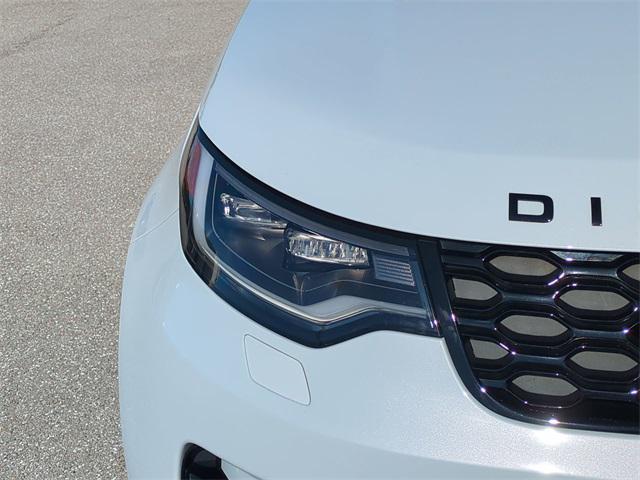 used 2023 Land Rover Discovery car, priced at $39,203