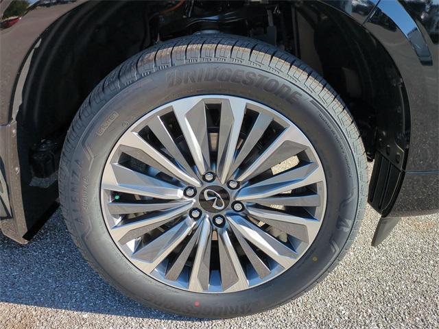 new 2026 INFINITI QX80 car, priced at $97,580